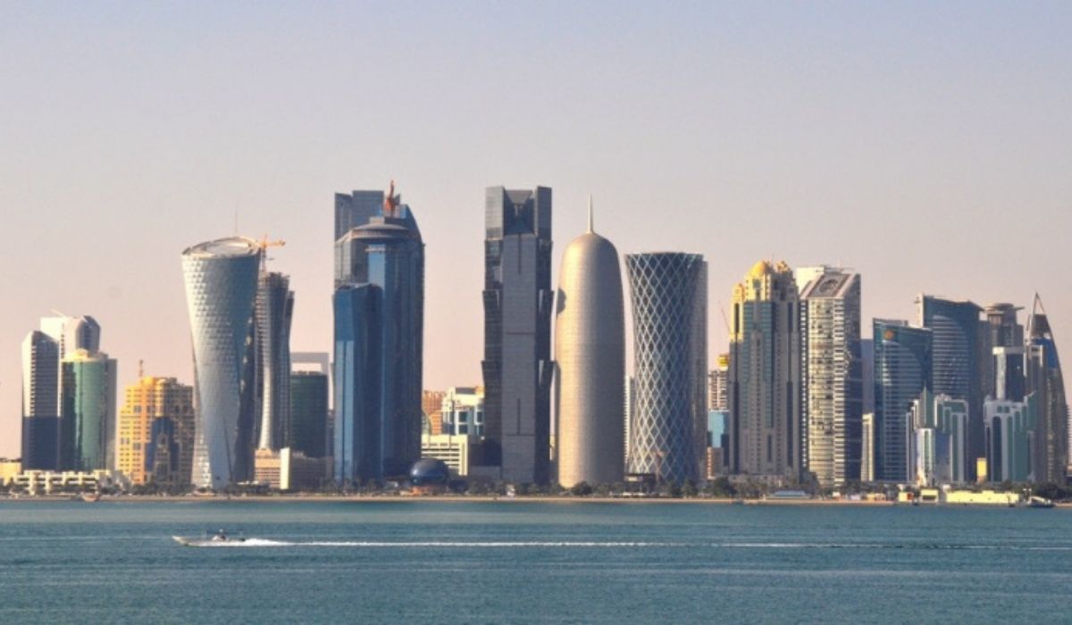 Grace period for expats to correct legal status begins today